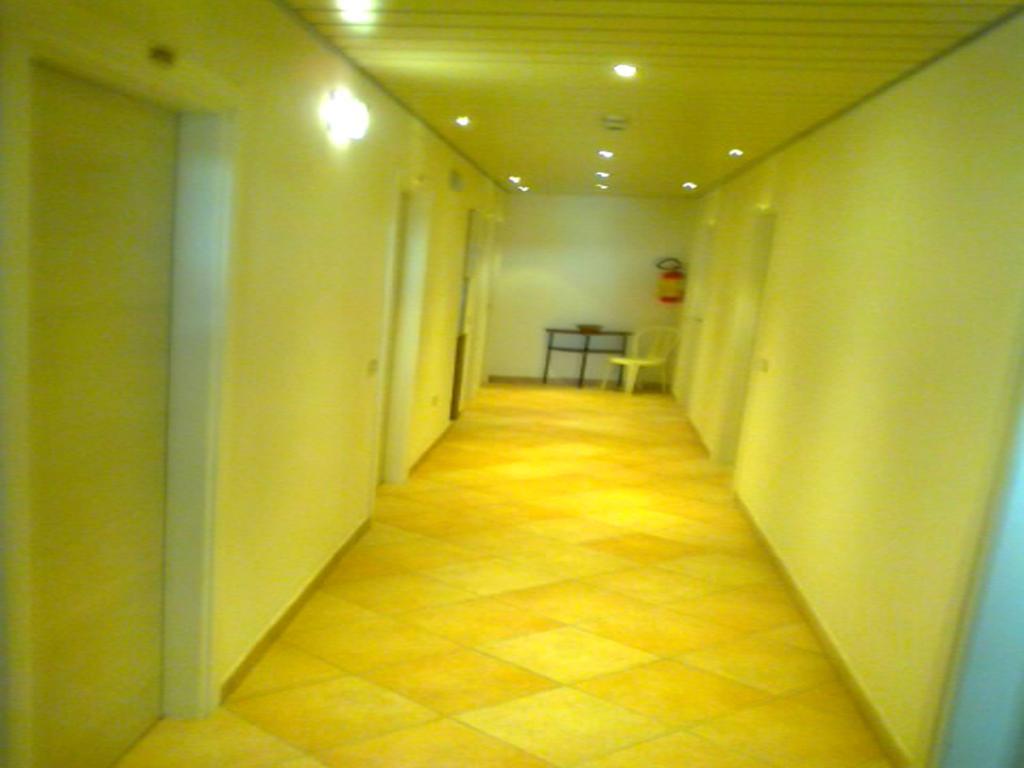 Hotel Galles リミニ エクステリア 写真