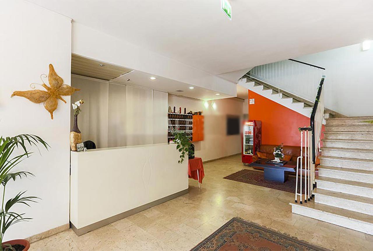 Hotel Galles リミニ エクステリア 写真